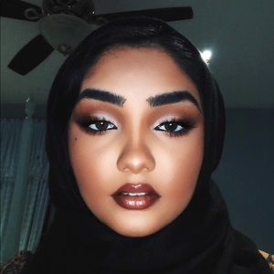 Meet your Posher, Kawnayn